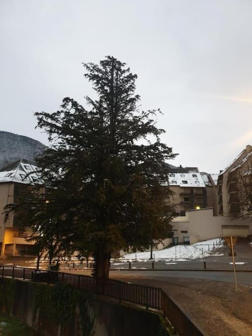 Appartement Au Pied Des Telecabines Res La Soulan Bagnères-de-Luchon Екстериор снимка