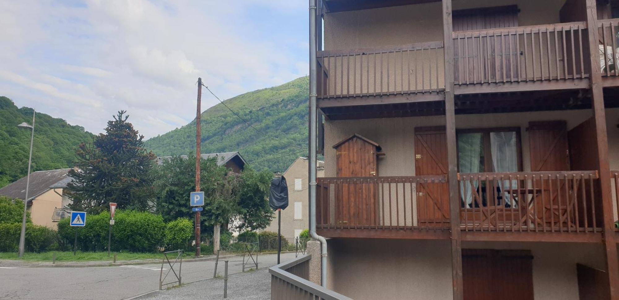Appartement Au Pied Des Telecabines Res La Soulan Bagnères-de-Luchon Екстериор снимка